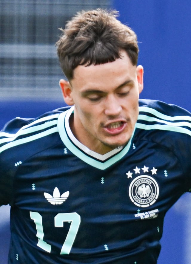 Florian Wirtz football portrait
