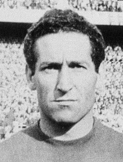 Paco Gento football portrait